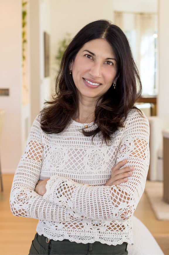 Zarin Kavarana, Transaction Coordinator